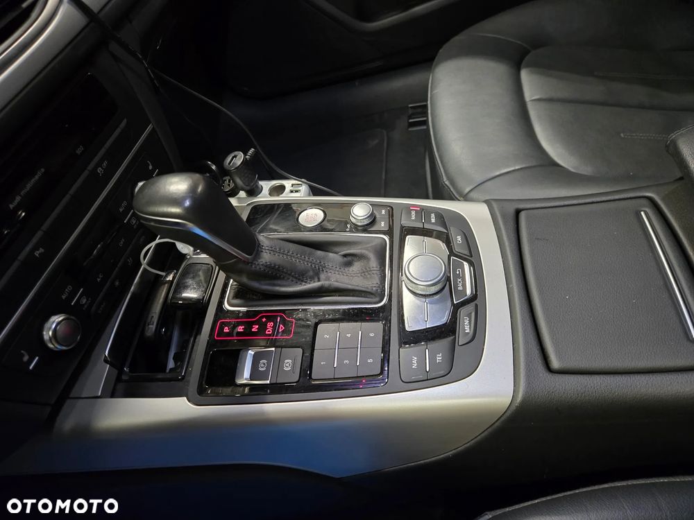 Audi A6 Avant 2.0 TDI quattro S tronic - 16