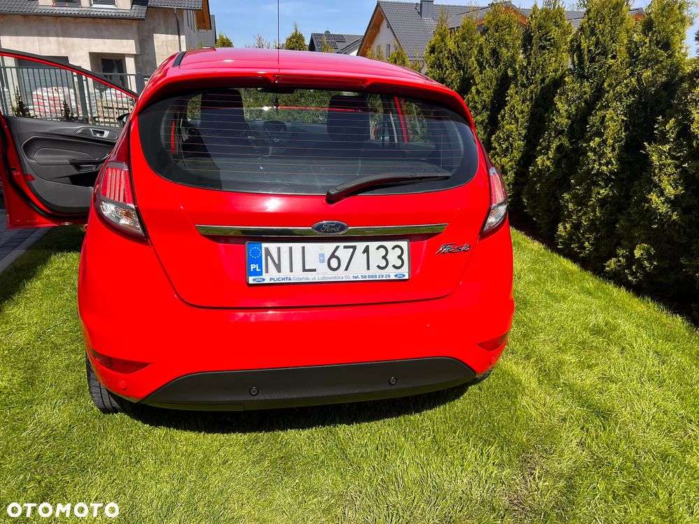Ford Fiesta 1.5 TDCi Celebration - 18