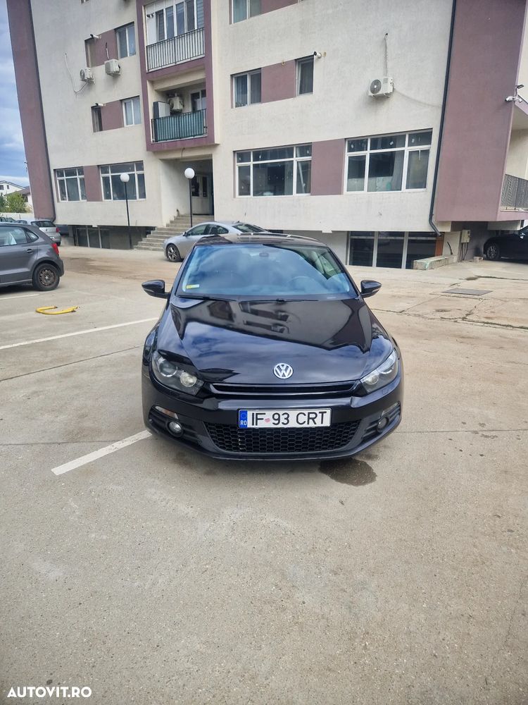 Volkswagen Scirocco 2.0 TDI DPF DSG - 5