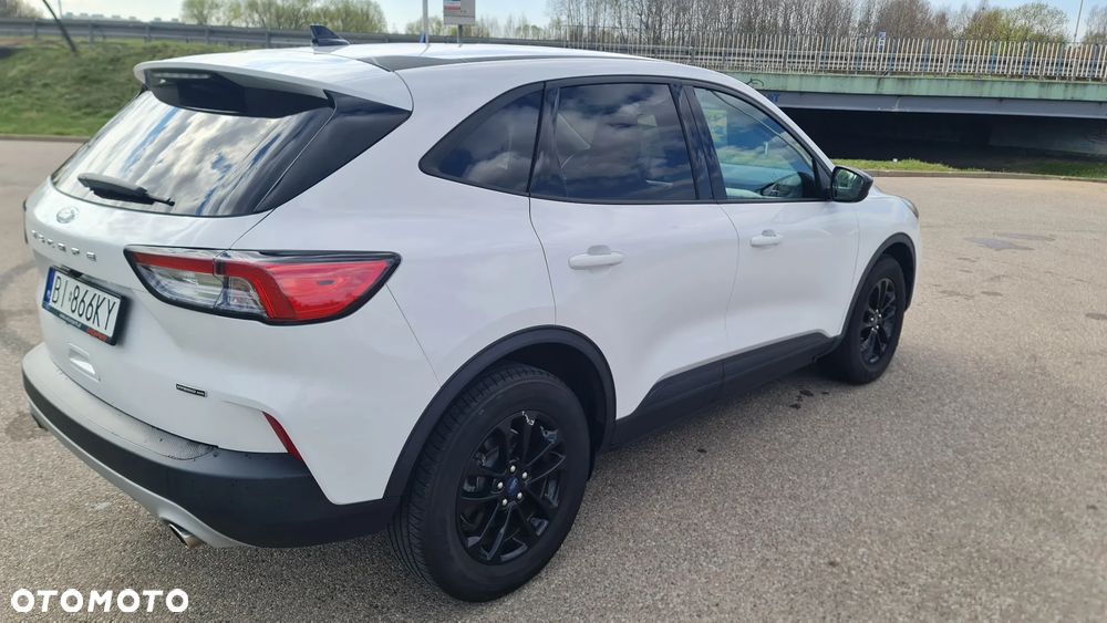 Ford Kuga - 4