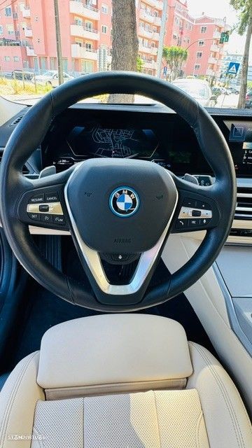 BMW 330 e Aut. Luxury Line - 15