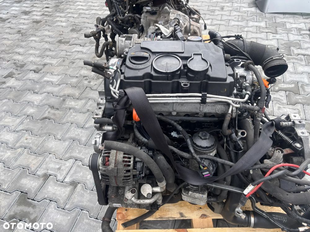 silnik 1.9 tdi  BLS kompletny - 1