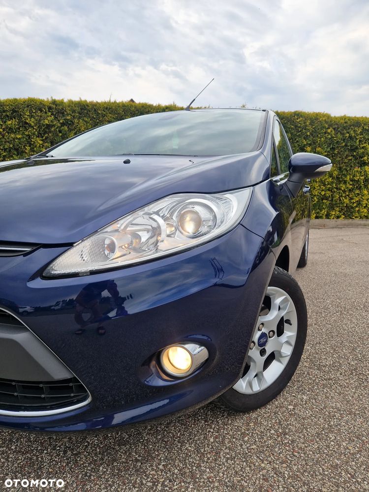 Ford Fiesta 1.4 Autom Titanium - 3