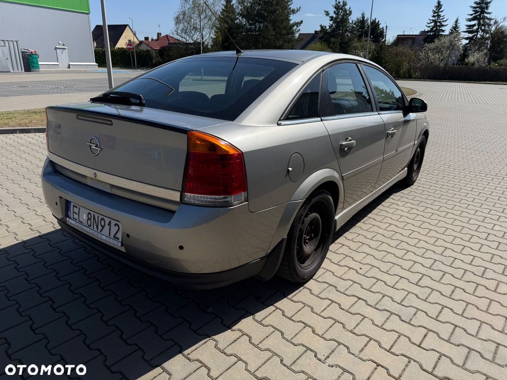 Opel Vectra 2.2 - 4