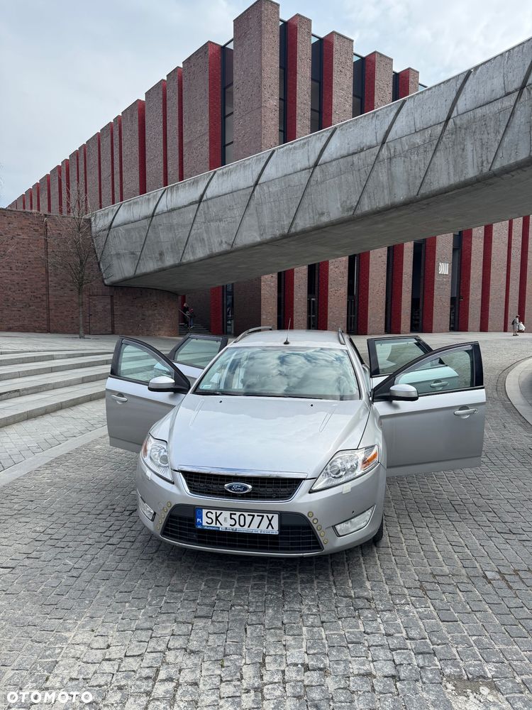 Ford Mondeo 2.0 TDCi Titanium - 10