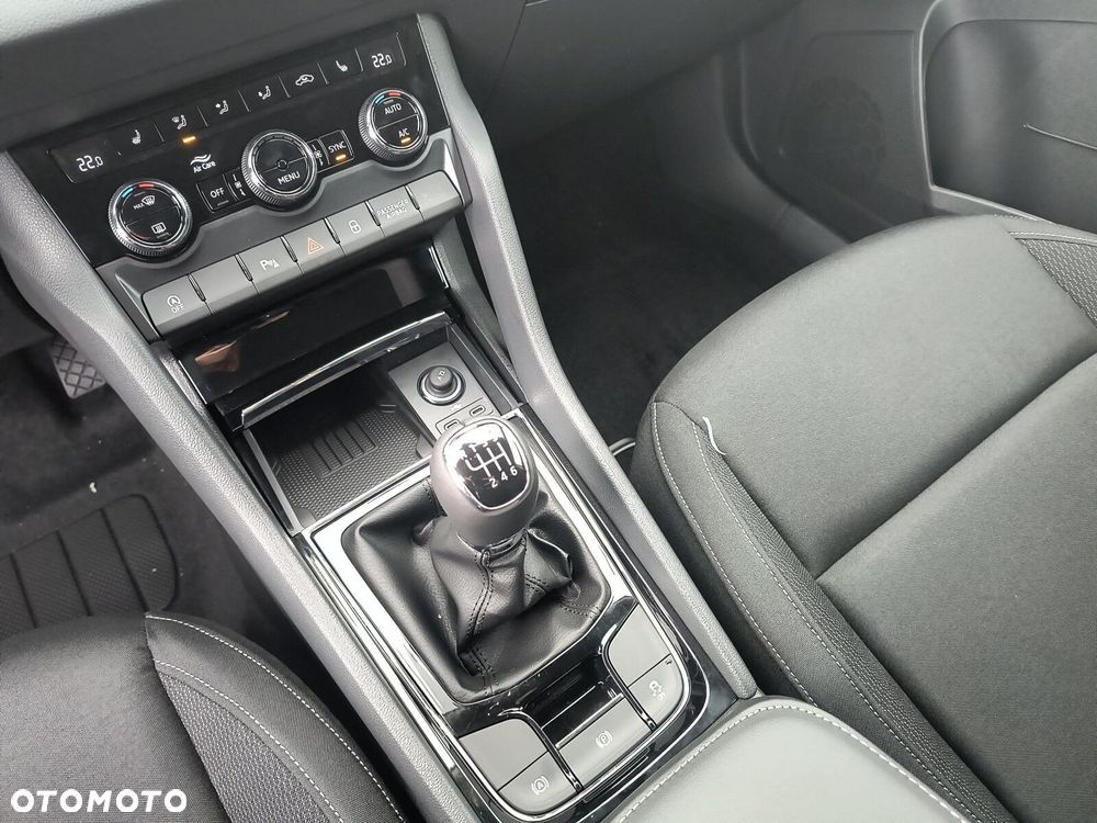 Skoda Karoq 1.5 TSI ACT Edition 130 - 15