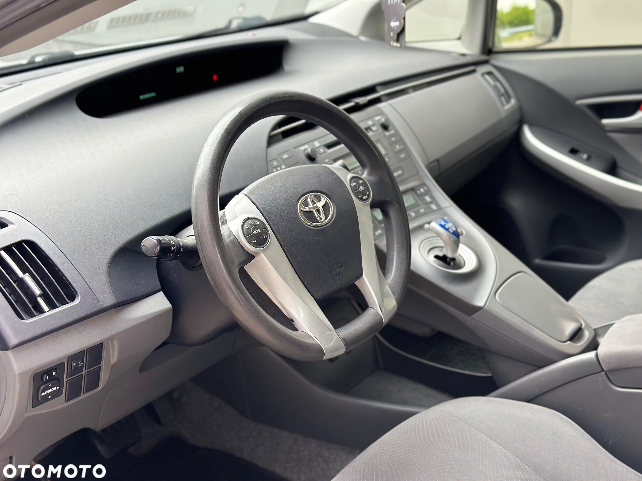 Toyota Prius 1.8 HSD Luna - 16
