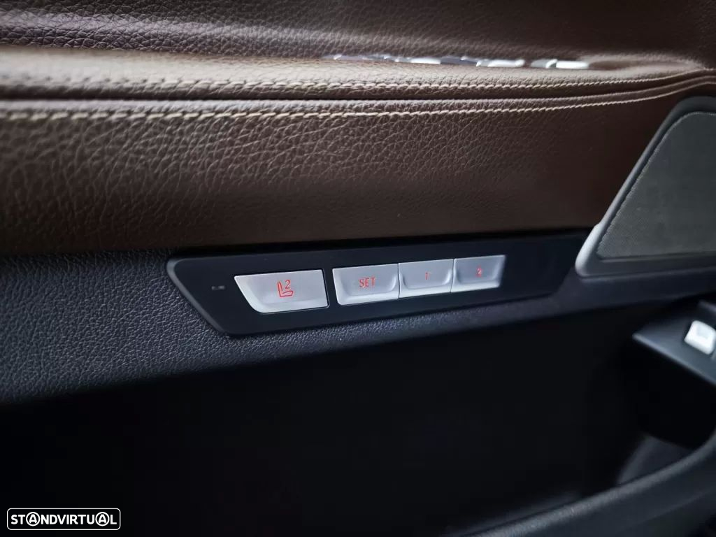 BMW 725 d Pack M - 22