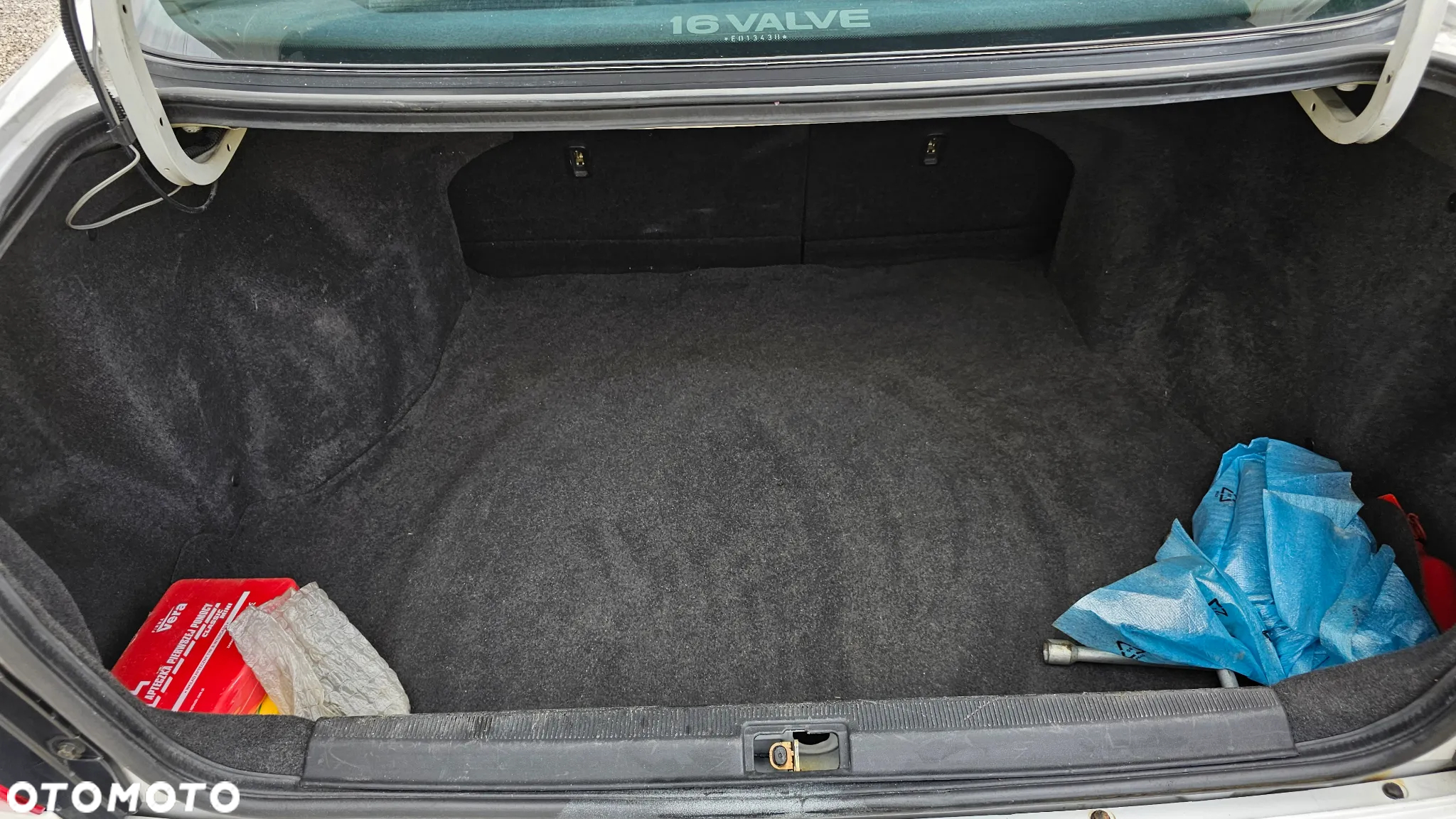 Toyota Carina E 2.0 GLi - 22