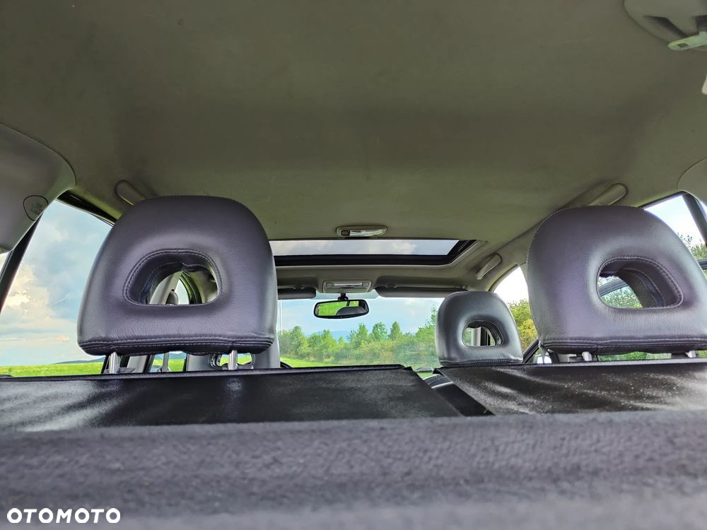 Toyota RAV4 2.0 D-4D 4x4 - 10