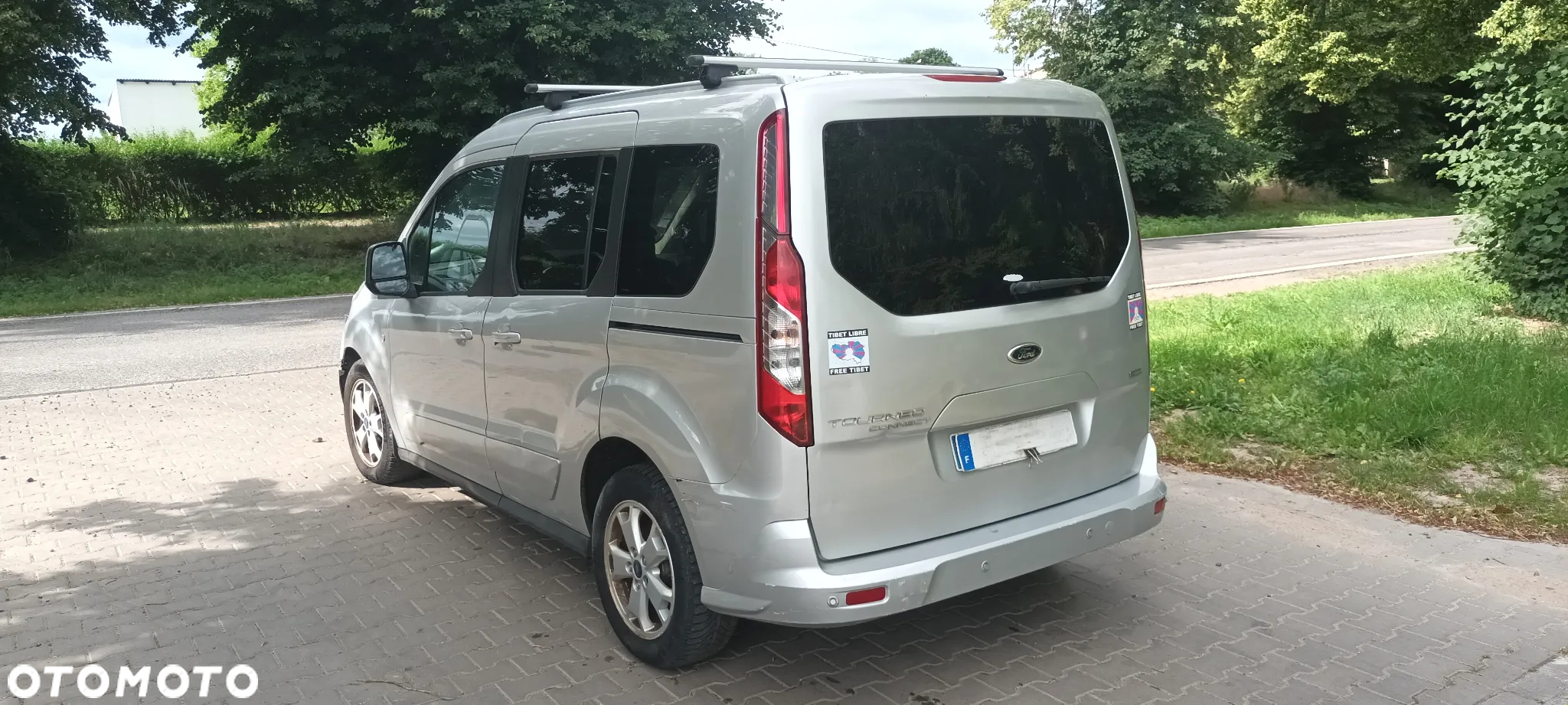 Ford Tourneo Connect Grand - 15