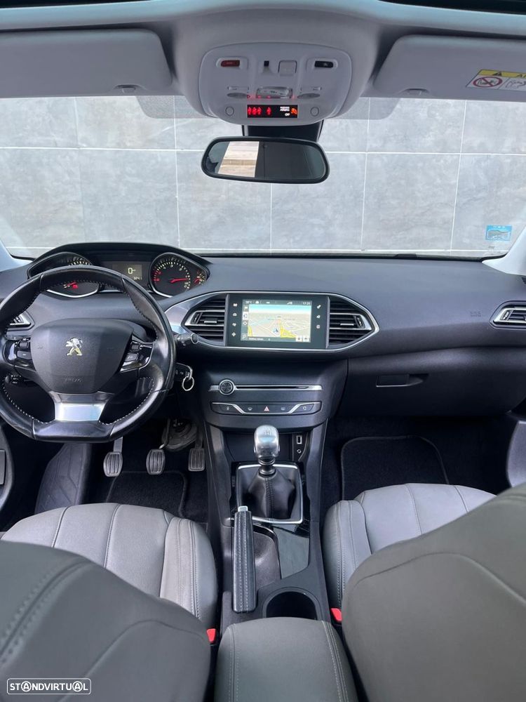 Peugeot 308 SW 1.6 BlueHDi Allure J17 - 16