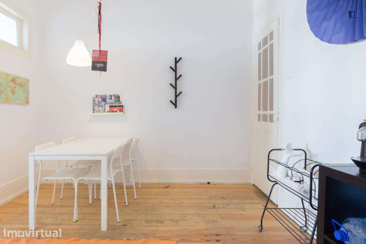 Quarto - localizado em Santo Ildefonso Porto - Grande imagem: 3/16