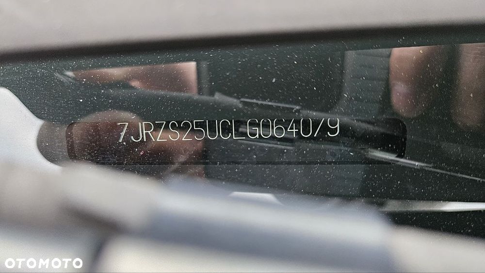 Volvo S60 T5 AWD R-Design - 31