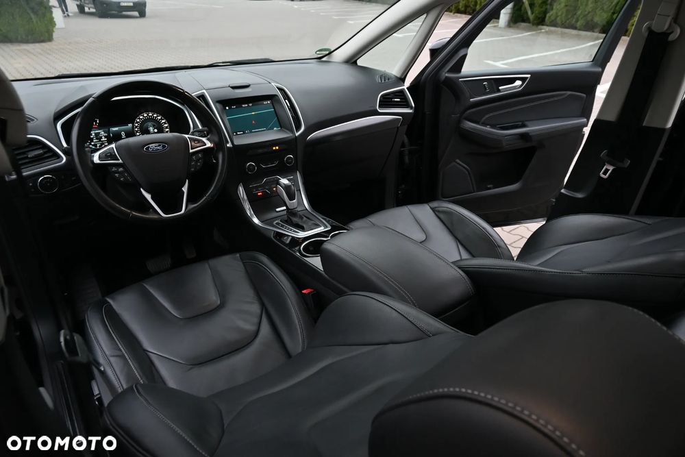 Ford S-Max 2.0 TDCi 4WD Titanium PowerShift - 34