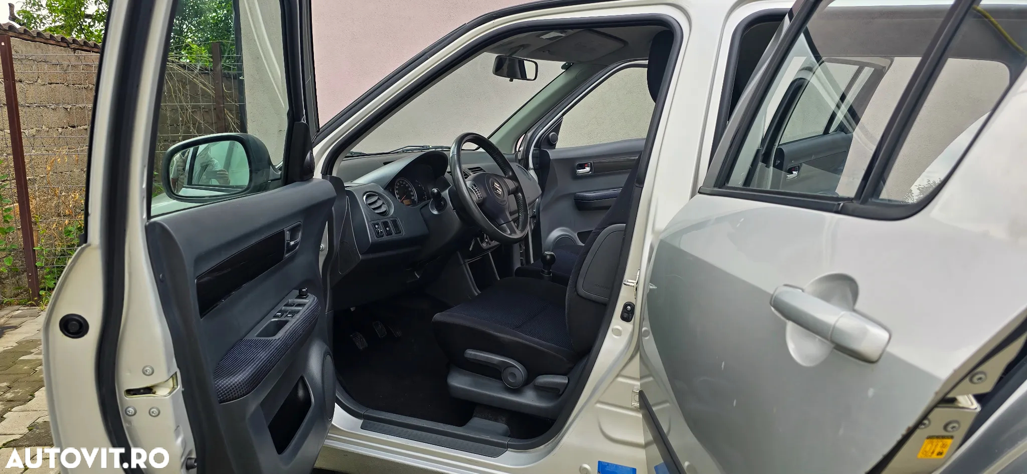 Suzuki Swift - 5