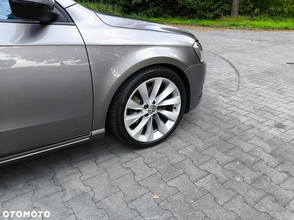 Volkswagen Passat 2.0 TDI DPF BlueMotion Technology Trendline - 6