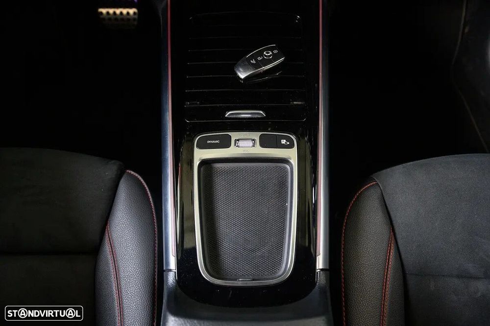 Mercedes-Benz GLA 200 AMG Line - 59