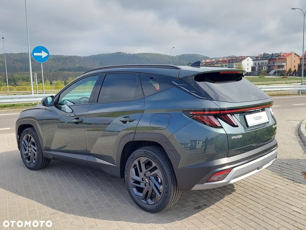 Hyundai Tucson 1.6 T-GDi HEV Smart Black 2WD - 5