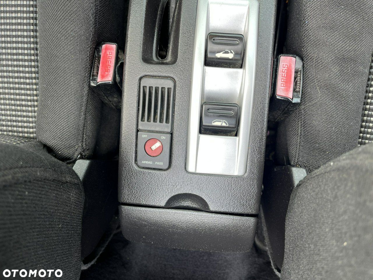 Peugeot 307 CC - 24