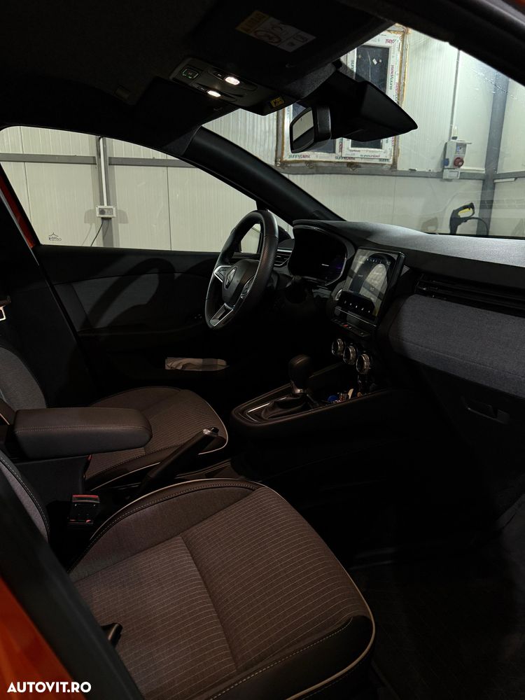 Renault Clio V E-Tech 145 Techno - 7