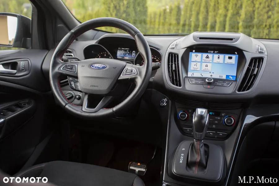 Ford Kuga 2.0 TDCi AWD ST-Line - 38