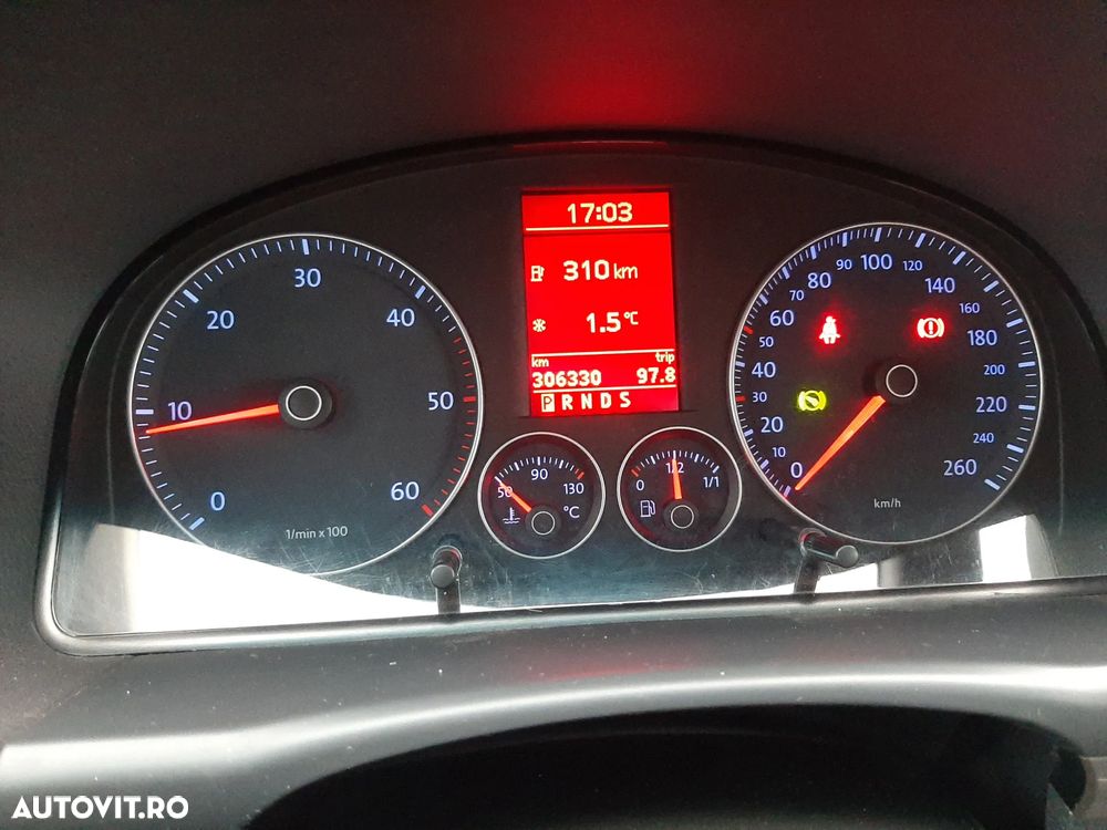 Volkswagen Touran 1.9 TDI DPF Highline DSG - 1