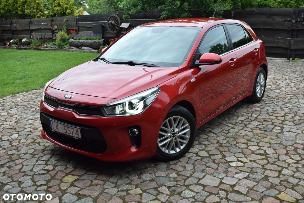 Kia Rio - 1