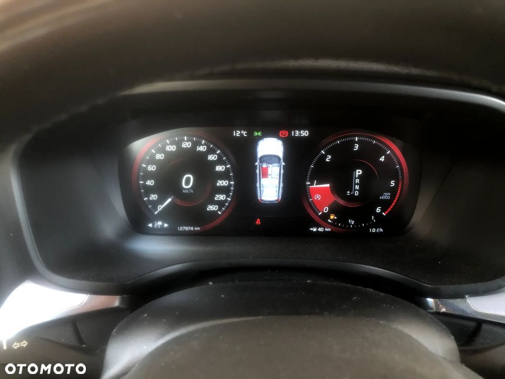 Volvo V60 D3 Momentum Pro - 12