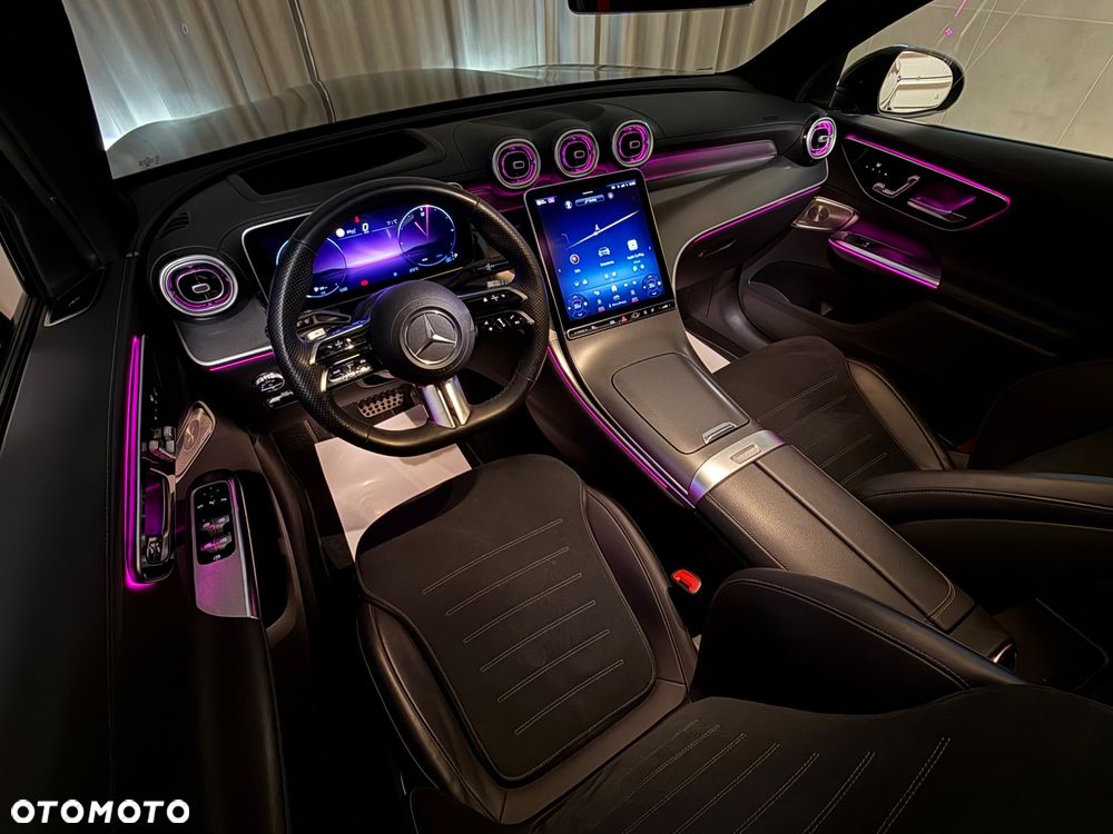 Mercedes-Benz GLC 300 4Matic 9G-TRONIC AMG Line - 7