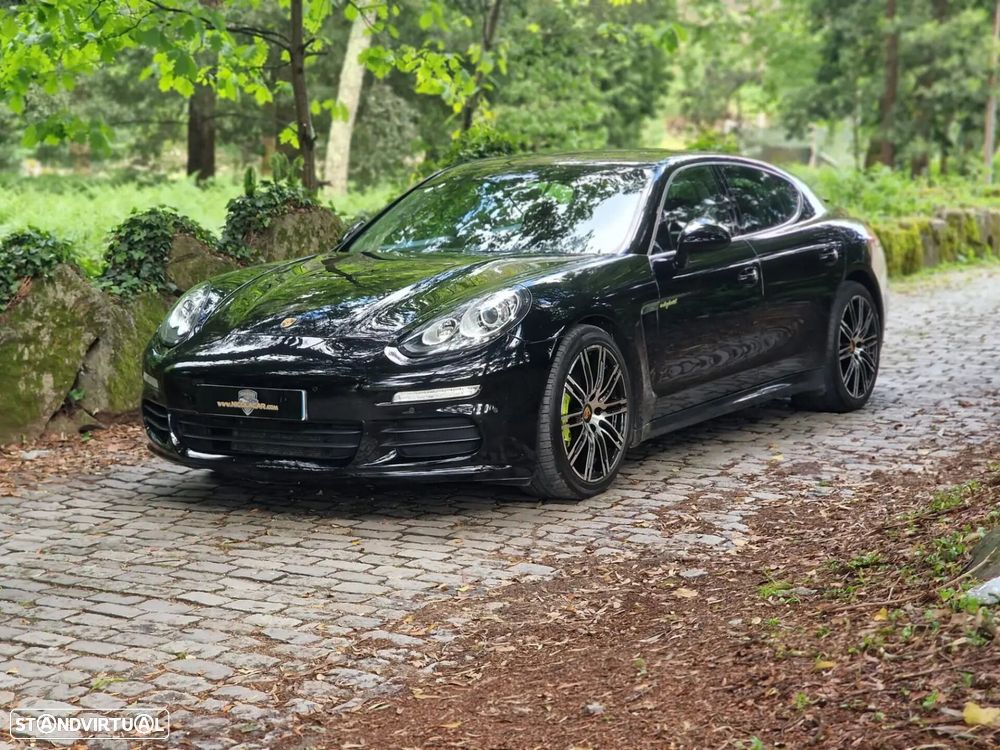 Porsche Panamera - 53