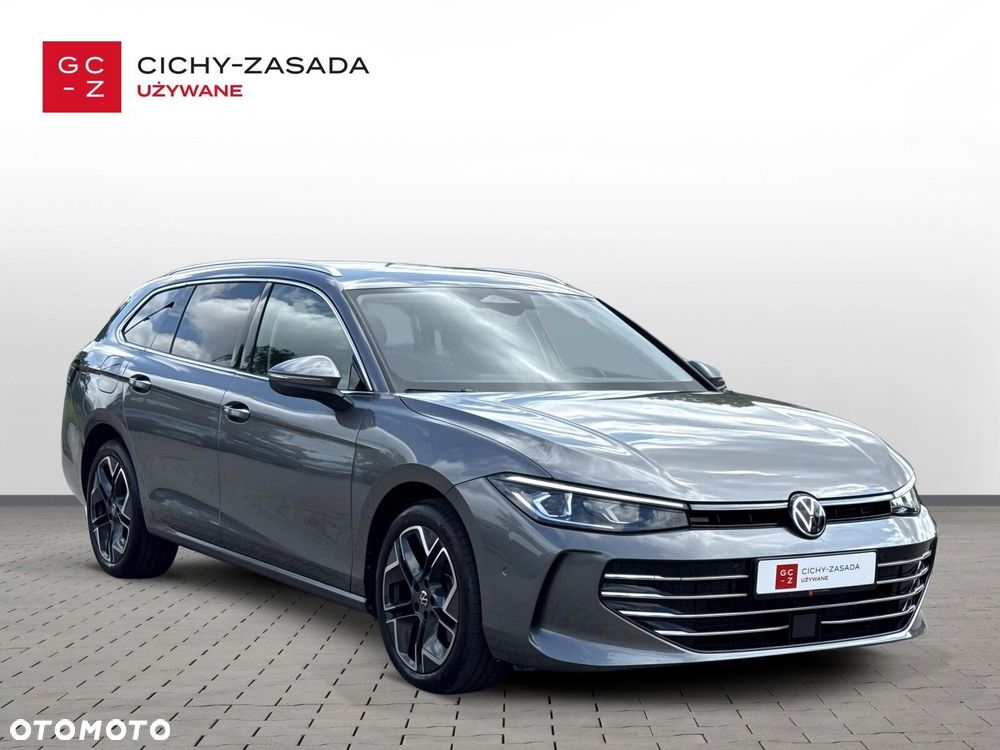Volkswagen Passat Variant 2.0 TDI EVO Elegance DSG - 8
