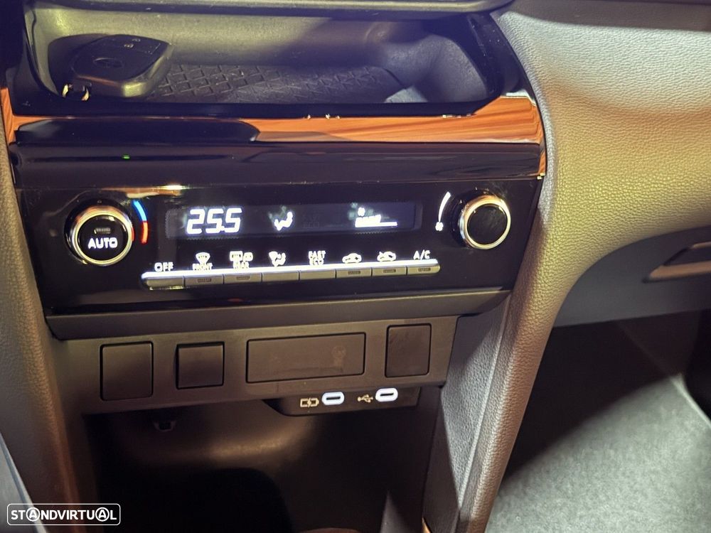 Toyota Yaris Cross 1.5 HDF Comfort Plus - 18