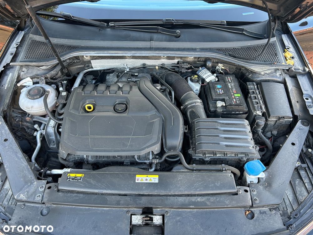 Volkswagen Passat 1.5 TSI EVO Elegance DSG - 15