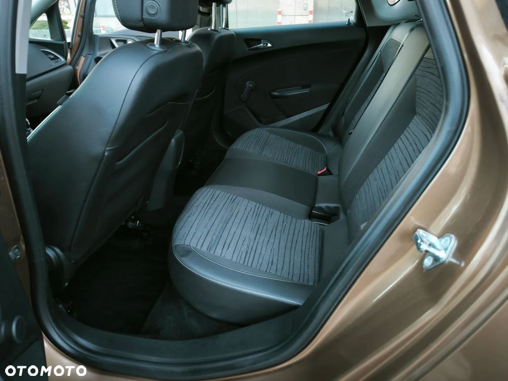 Opel Astra - 21