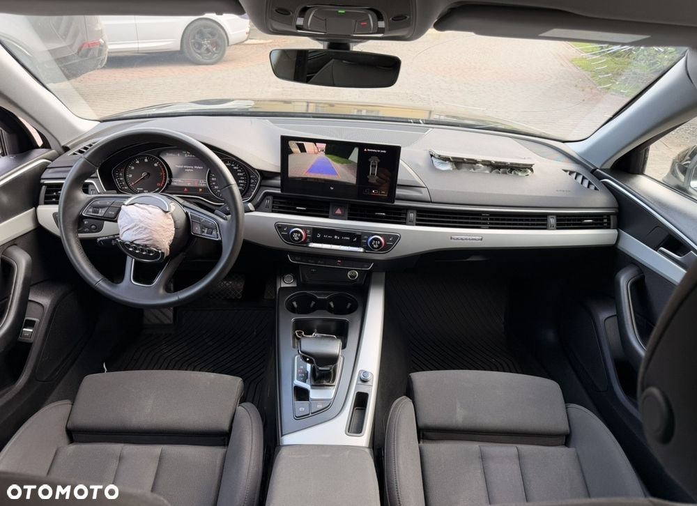 Audi A4 Limousine 40 TFSI quattro S tronic - 24
