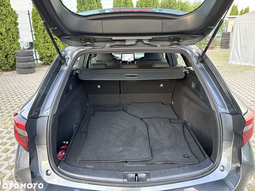 Toyota Corolla 1.8 Hybrid Comfort - 14
