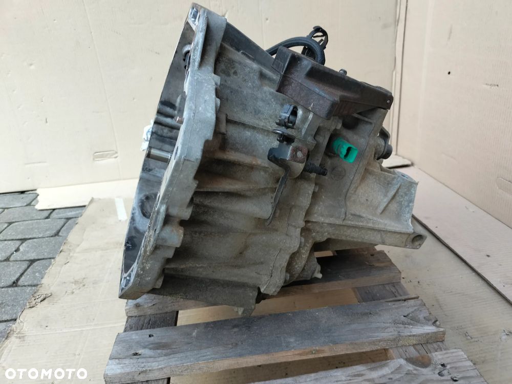 RENAULT SCENIC III 1,6 DCI  SKRZYNIA BIEGÓW ND4012 - 3