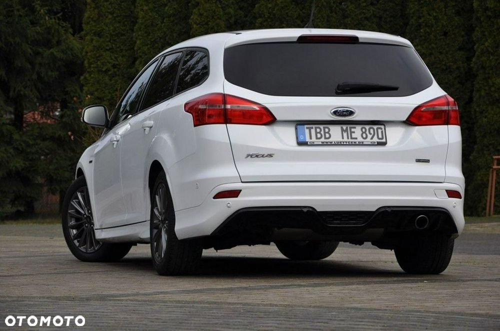 Ford Focus 1.5 EcoBoost STart-Stopp-System ST-LINE - 24