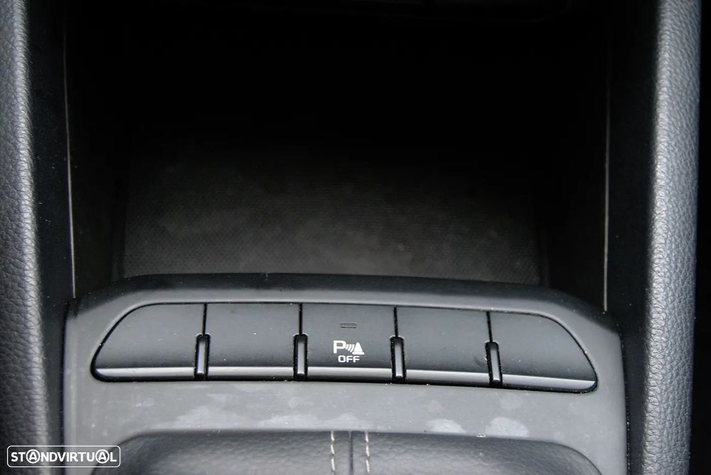 Kia Stonic 1.2 Dynamic - 29