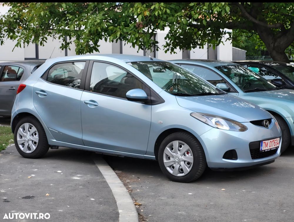 Mazda 2 1.3i TE - 4
