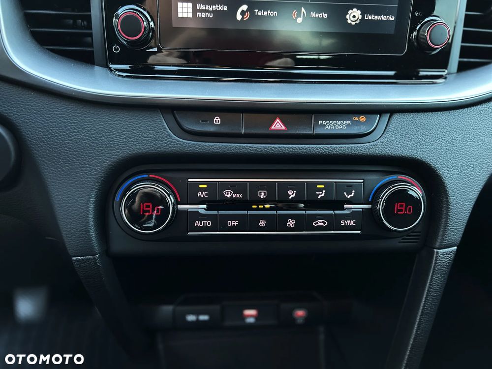 Kia Ceed 1.5 T-GDI L - 17
