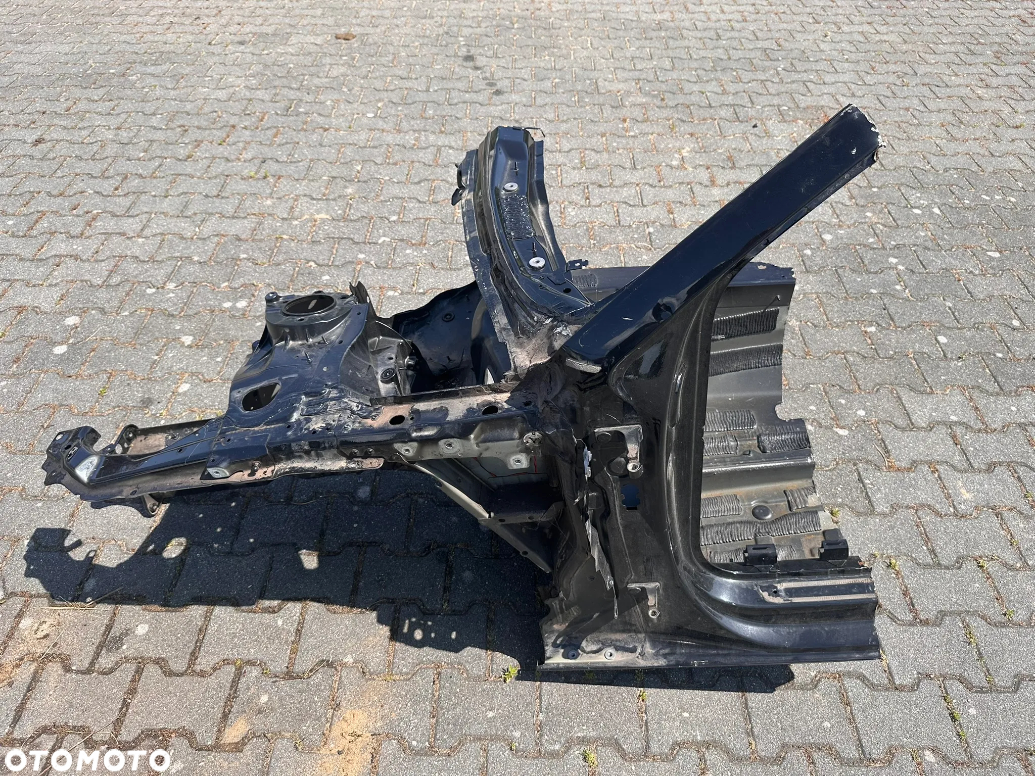 Ćwiartka podłużnica lewy przód Audi A4 B9 8W - 2