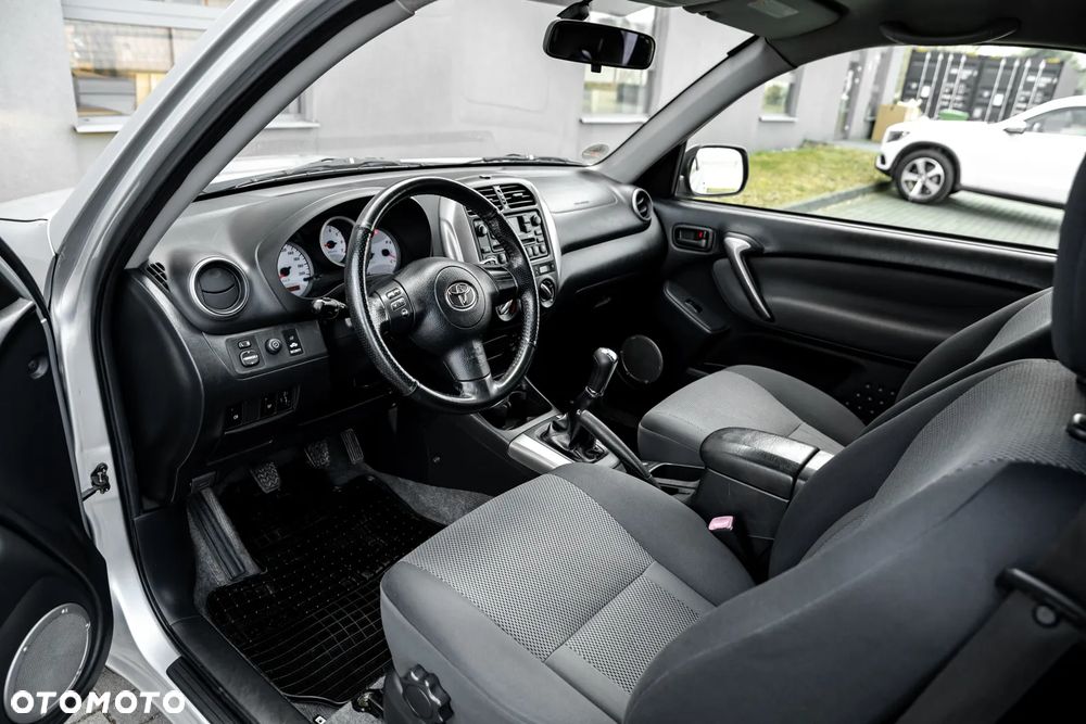 Toyota RAV4 D-4D 4x4 Executive - 6