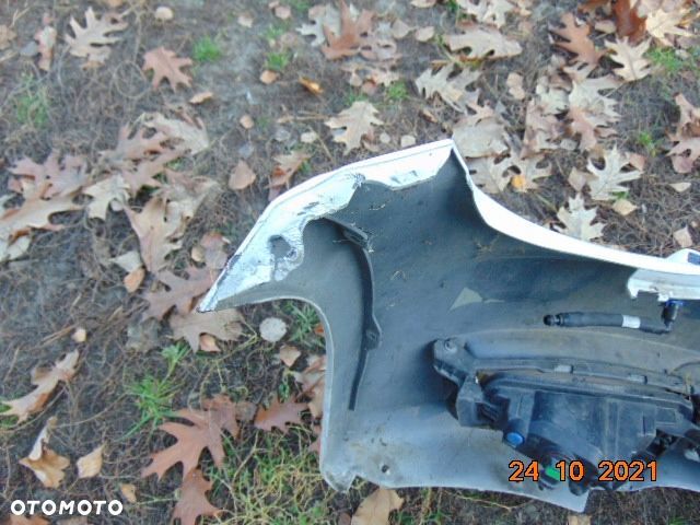 BMW 1 e87 e81 E82 E88 ZDERZAK przód przedni pod xenon SPRYSKi spryskiwacze kratki halogenY NERKI KOLOR BIAŁY A300 ALPINWEISS 300 - 10