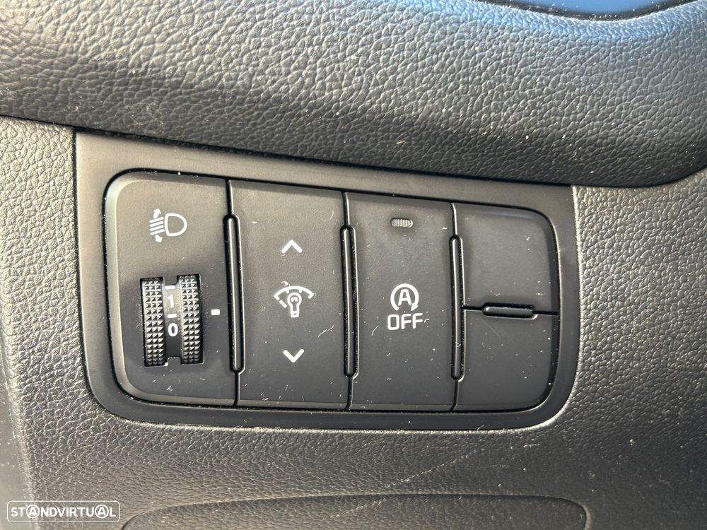 Kia Ceed - 27