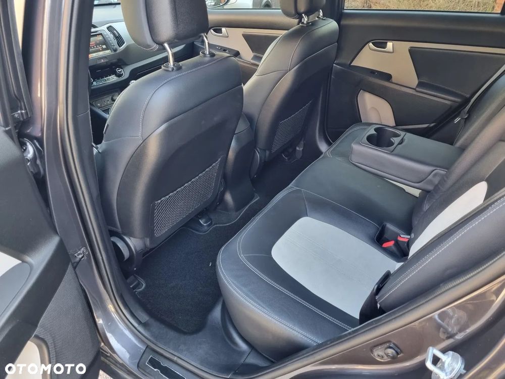 Kia Sportage 1.7 CRDI 2WD ISG Spirit - 14