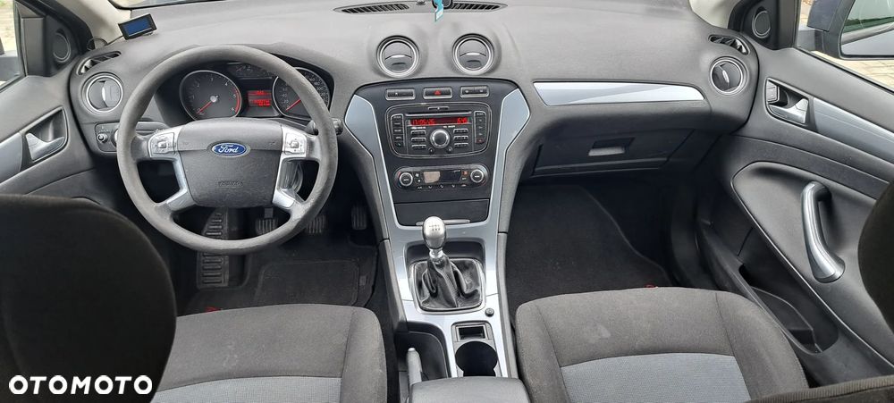 Ford Mondeo - 9