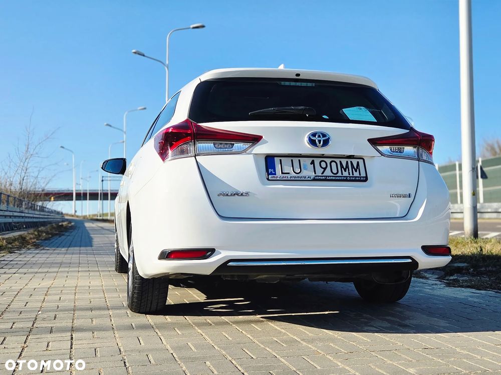 Toyota Auris - 13
