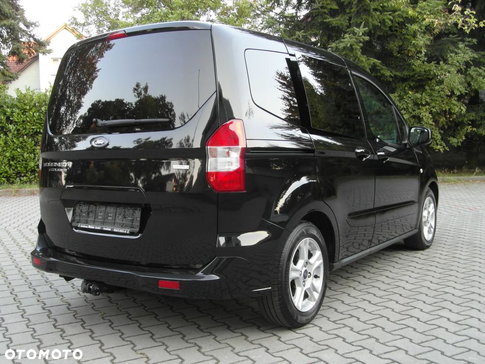 Ford Tourneo Courier 1.0 EcoBoost S&S Trend - 10